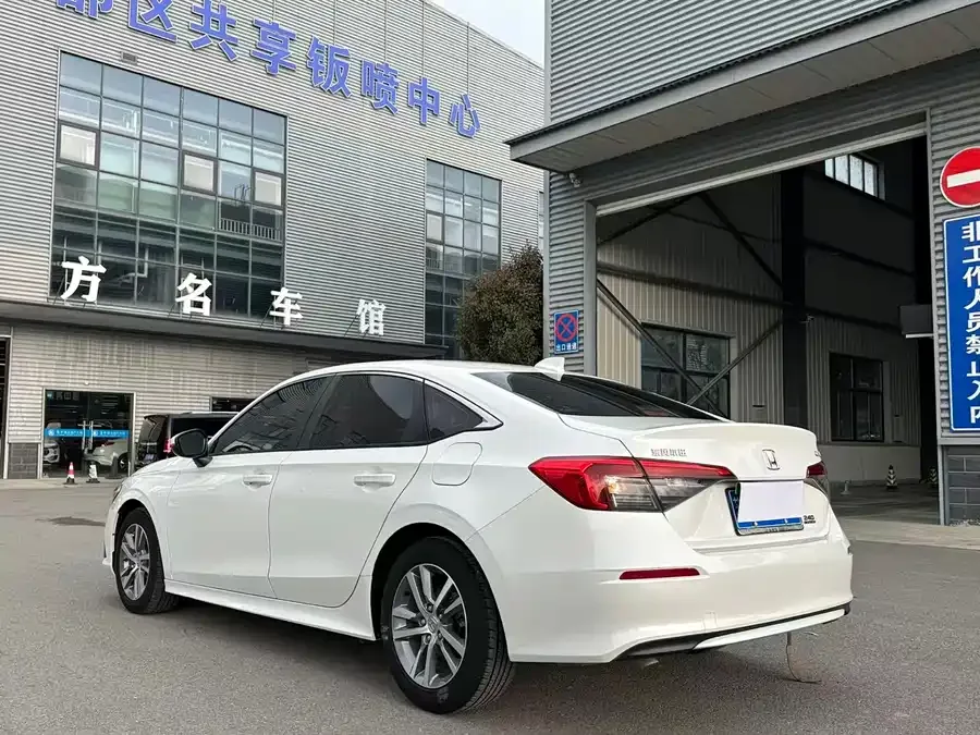 Honda Civic 2022 Civic 240TURBO CVT Sport Edition 2023 — миниатюра 2