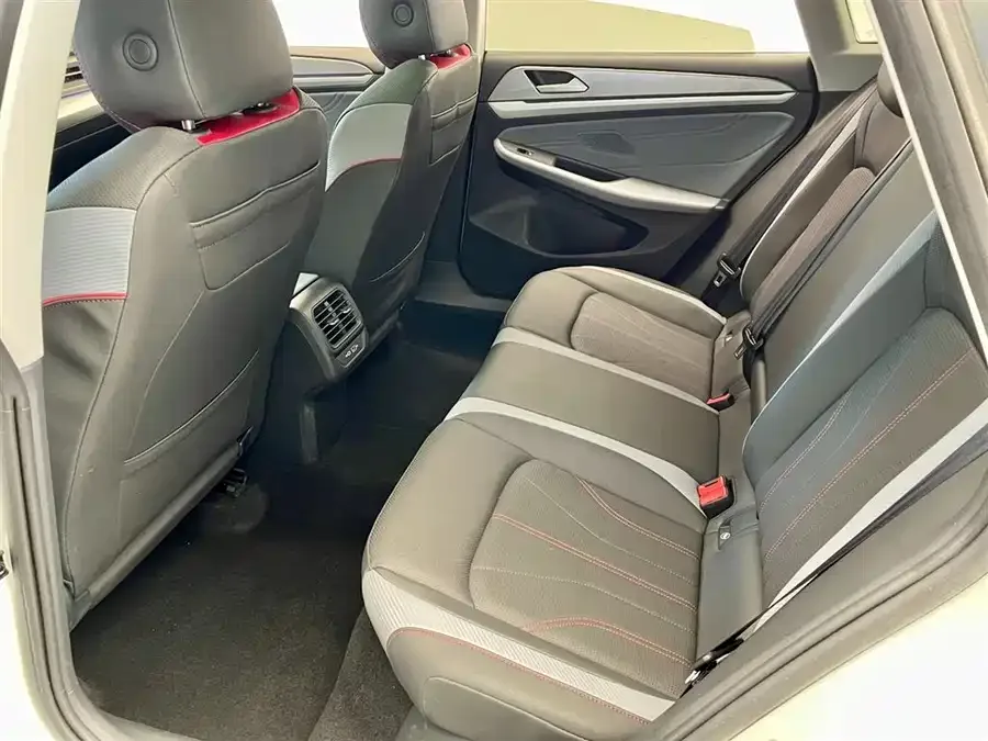 Volkswagen Lamando 2022 Lingdu Lingdu L 280TSI DSG Cool Edition 2022 — миниатюра 4