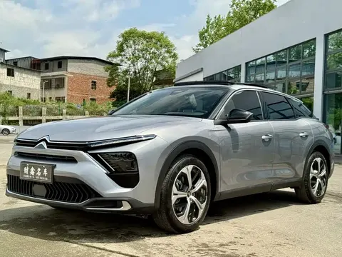 Citroen Versailles C5 X 2022 купить в Москве