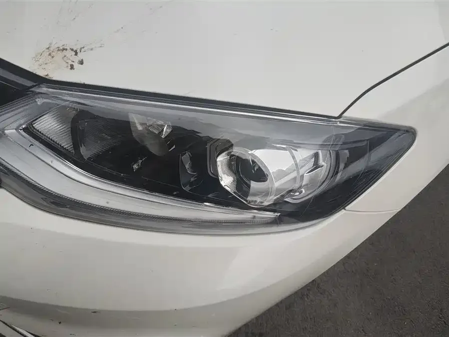 Nissan Tiida Tiida 2021 1.6L CVT Smart Travel Edition 2022 — миниатюра 2