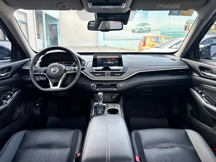 Nissan Altima Teana 2021 2.0L XL Upper AD1 Smart Travel Navigation Edition 2022 — миниатюра 4