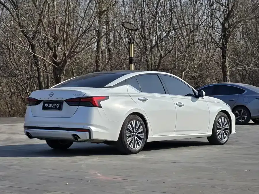 Nissan Altima 2022 Teana 2.0L XL-TLS Enjoy Edition 2023 — миниатюра 2
