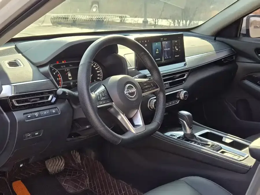 Nissan Altima 2022 Teana 2.0L XL-TLS Enjoy Edition 2023 — миниатюра 4