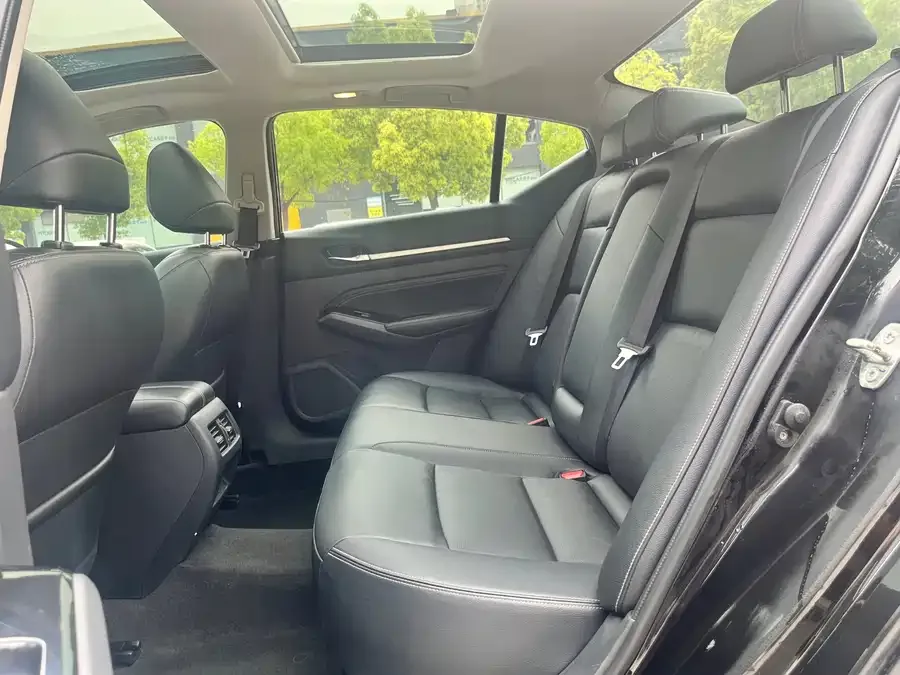 Nissan Altima Teana 2021 2.0L XL Comfort Edition 2022 — миниатюра 4
