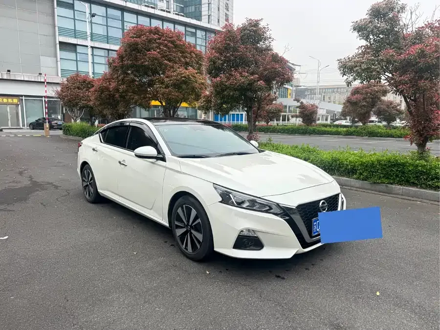Nissan Altima Teana 2021 2.0L XL Comfort Edition 2022 — миниатюра 3