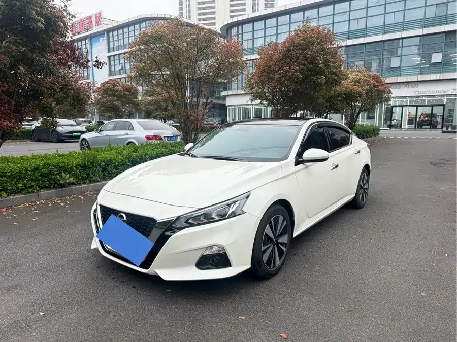Nissan Altima Teana 2021 2.0L XL Comfort Edition 2022 — фото 1, купить с доставкой в Москву