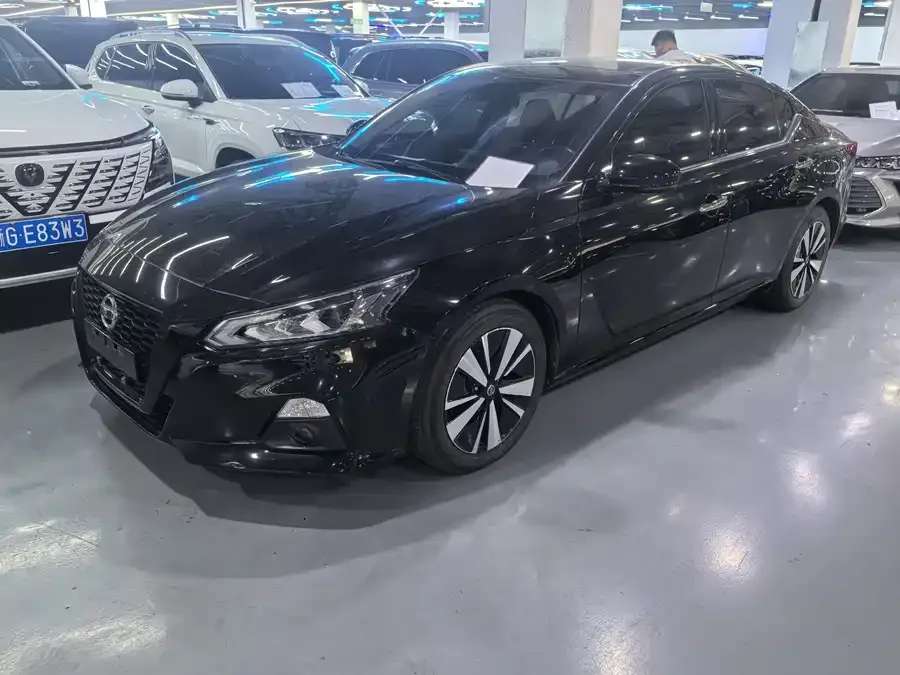 Nissan Altima Teana 2021 2.0L XL Comfort Edition 2022 — фото 1, купить с доставкой в Москву