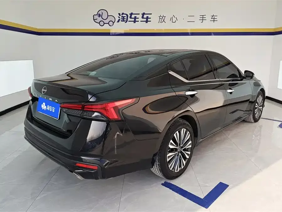 Nissan Altima 2022 Teana 2.0L XL-TLS Enjoy Edition 2024 — миниатюра 3