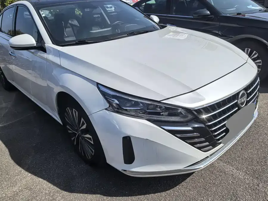 Nissan Altima 2022 Teana 2.0L XL-TLS Enjoy Edition 2023 — миниатюра 3