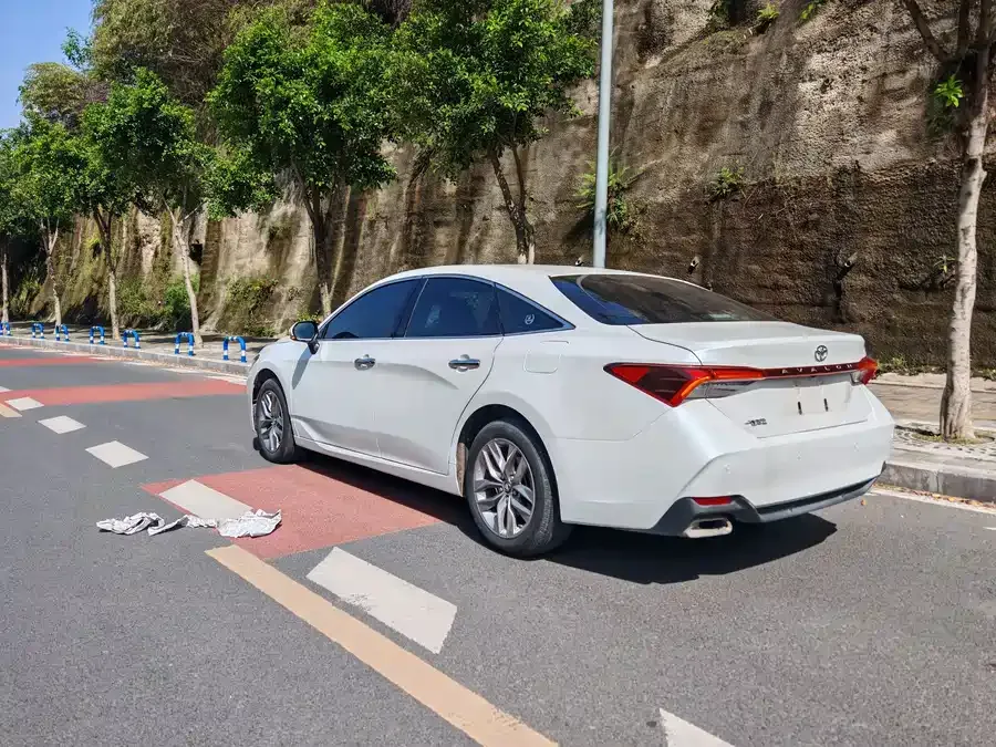 Toyota Avalon Asia Dragon 2019 2.0L Deluxe Edition National VI 2022 — миниатюра 4