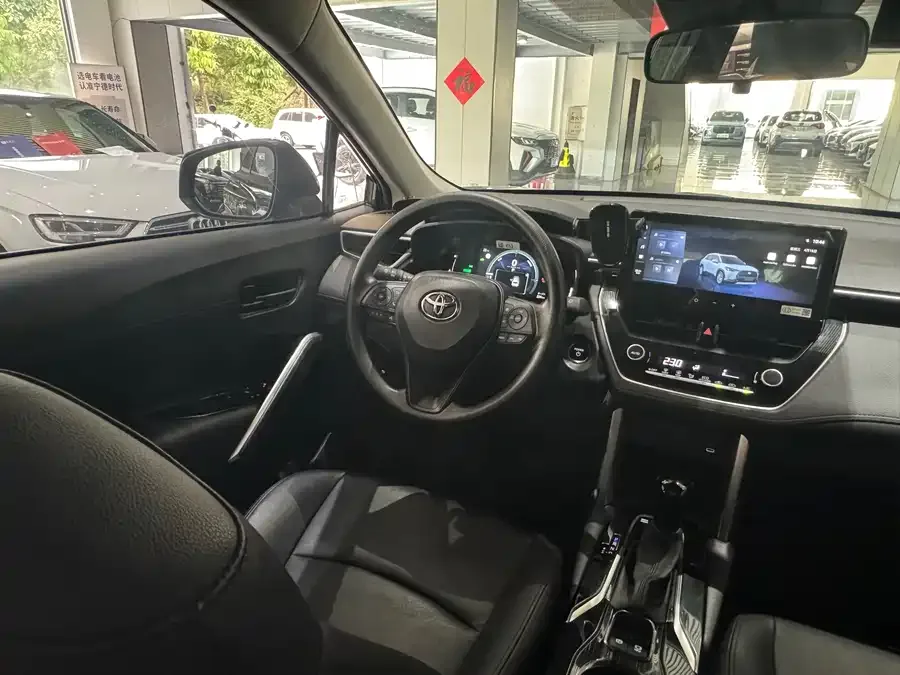 Toyota Corolla Corolla Sharp 2024 2.0L Intelligent Electric Hybrid Dual Engine Pioneer Edition 2024 — миниатюра 5