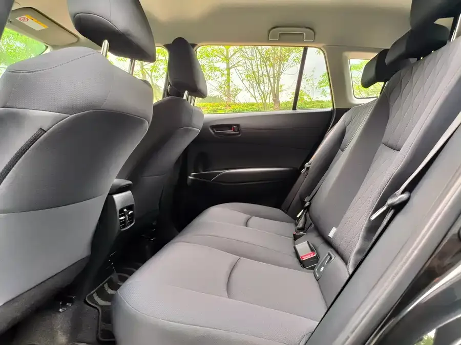 Toyota Corolla Corolla Sharp 2023 Dual Engine 2.0L Pioneer Edition 2024 — миниатюра 4