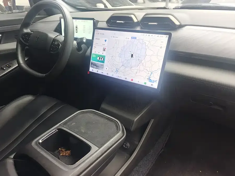 display 06 Shijie 06 2025 model 520km 2025 — миниатюра 3