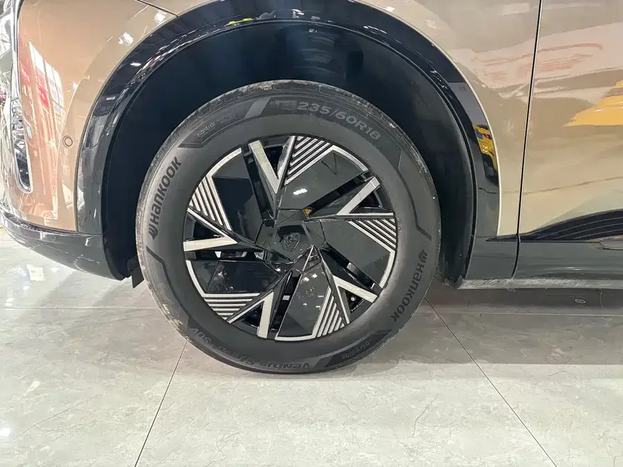 Hengchi 5 Hengchi 5 2022 Super Luxury Edition 2025 — миниатюра 4