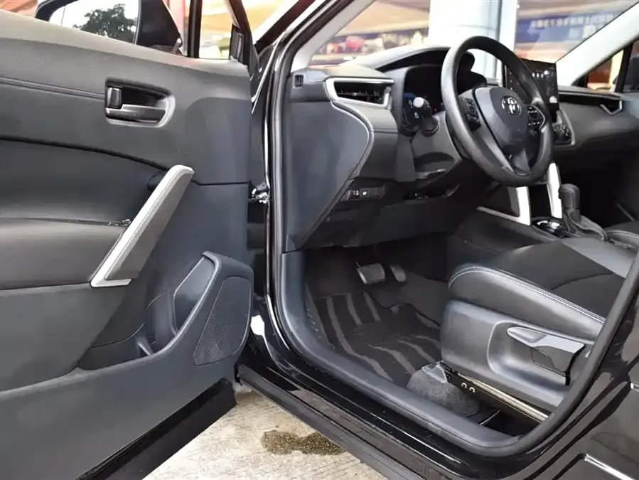 Toyota Corolla Corolla Sharp 2024 2.0L Elite Edition 2024 — миниатюра 4