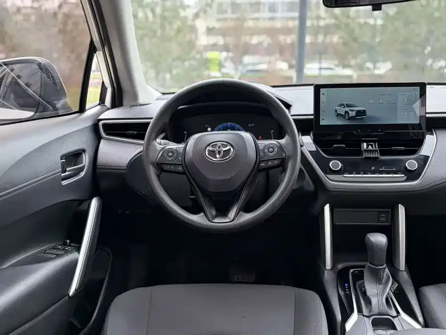 Toyota Corolla Corolla Sharp 2024 2.0L Elite Edition 2025 — миниатюра 4