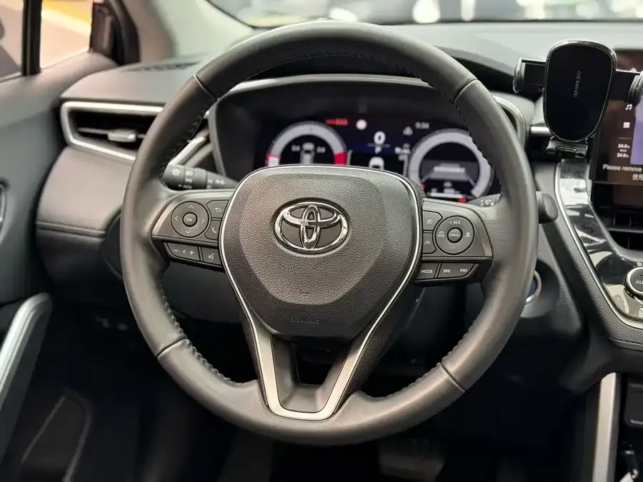 Toyota Frontlander Fenglanda 2023 2.0L Intelligent Electric Hybrid Dual Engine Premium Edition 2023 — миниатюра 5
