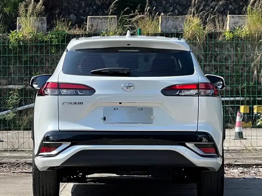 Toyota Frontlander Fenglanda 2023 2.0L CVT sports version 2023 — миниатюра 2