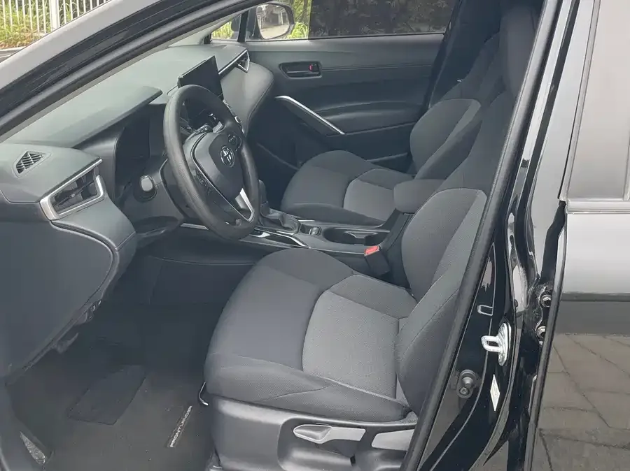 Toyota Frontlander Fenglanda 2023 2.0L CVT Leading Edition 2024 — миниатюра 3