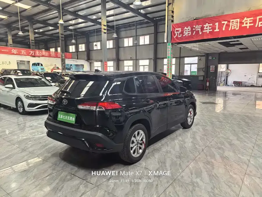 Toyota Frontlander 2026 Toyota Land Cruiser 2.0L CVT Comfort Edition 2026 — миниатюра 2