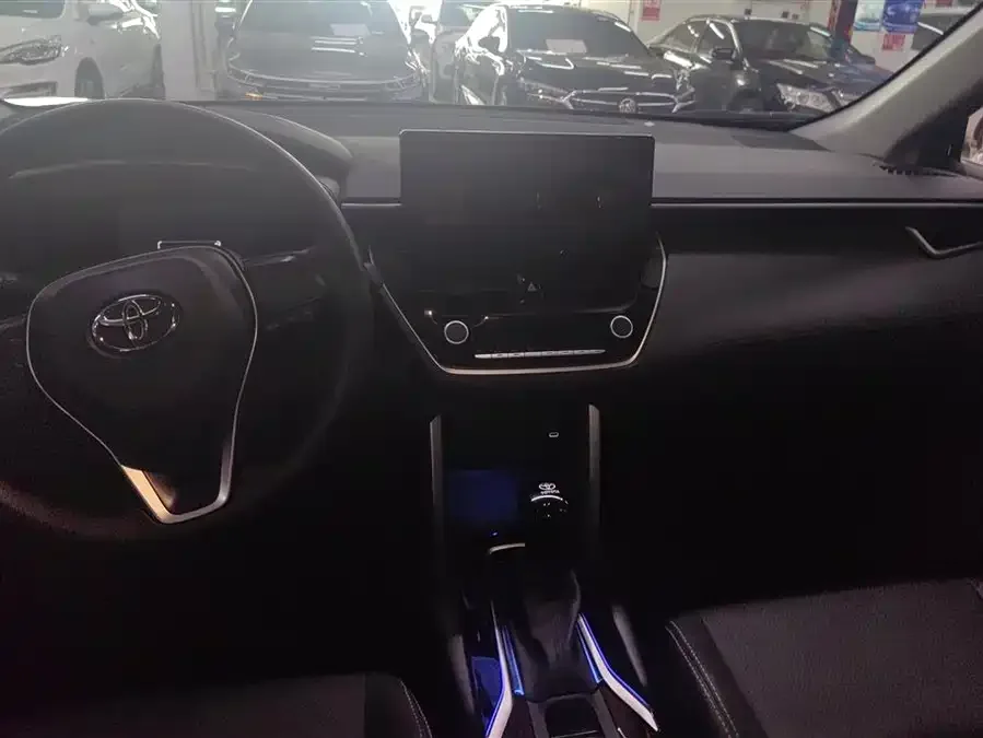 Toyota Frontlander Fenglanda 2024 2.0L CVT Elite Plus Edition 2025 — миниатюра 4