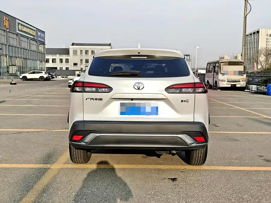 Toyota Frontlander Fenglanda 2024 2.0L CVT Luxury Edition 2024 — миниатюра 2