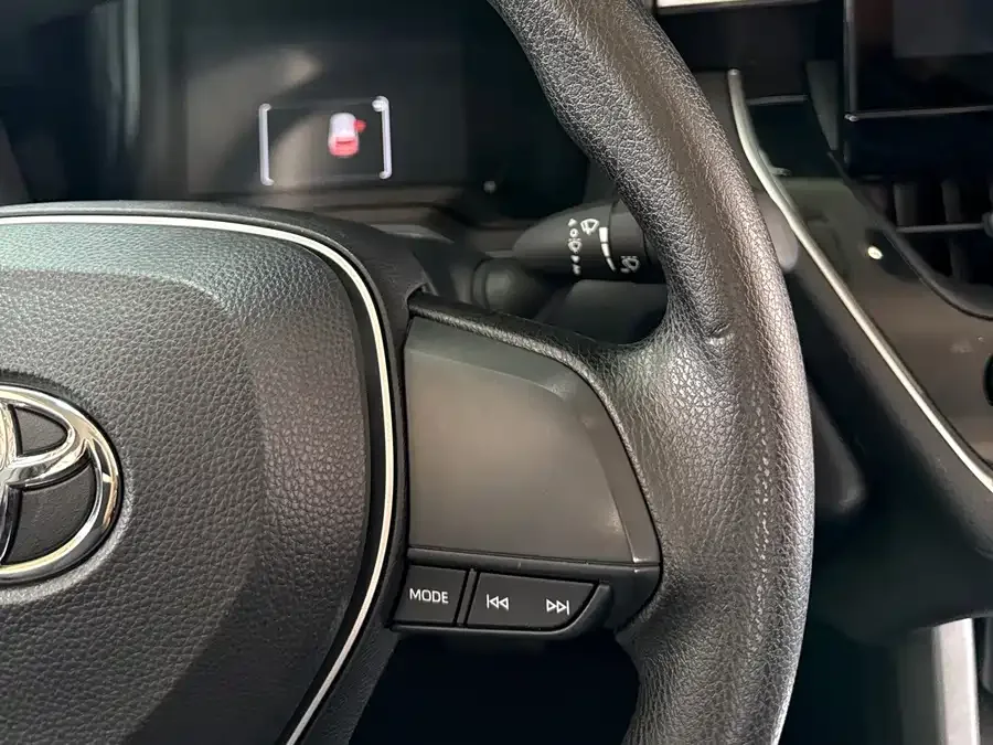 Toyota Frontlander Fenglanda 2024 2.0L CVT Elite Edition 2024 — миниатюра 5