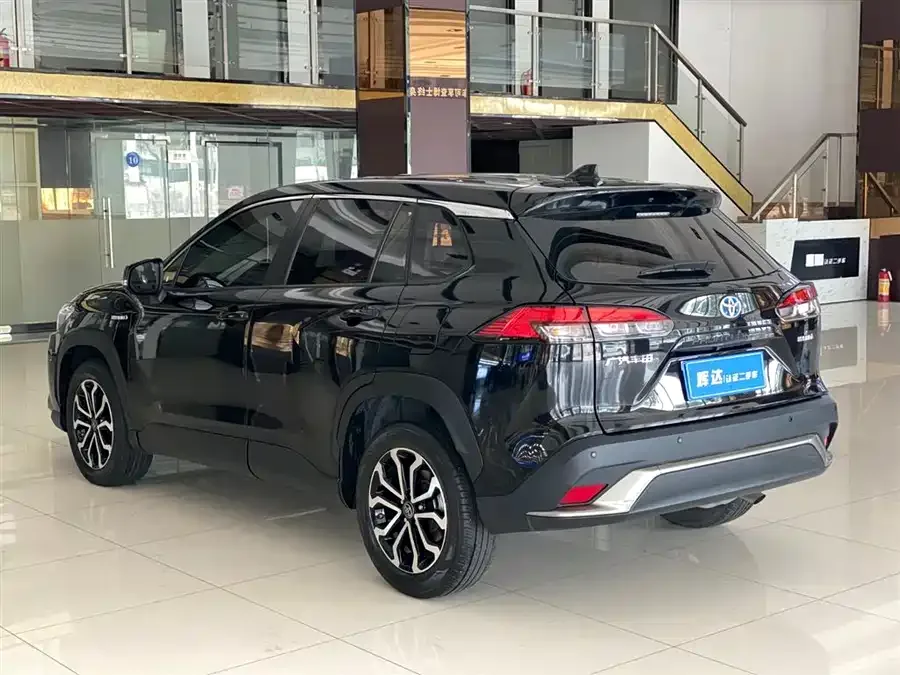Toyota Frontlander Fenglanda 2023 2.0L Smart Electric Hybrid Dual Engine Deluxe Edition 2023 — миниатюра 2