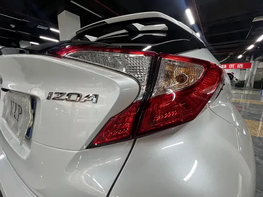 Toyota IZOA IZOA 2022 2.0L Yixing Edition 2022 — миниатюра 3