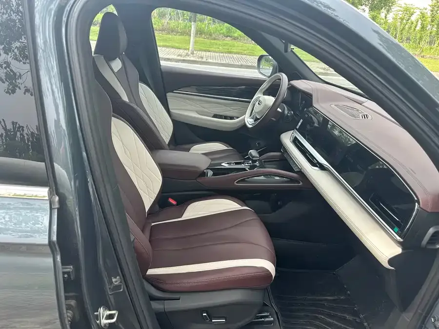 Geely Monjaro Xingyue L 2024 2.0TD High Power Automatic 2WD Yunqi Edition 2024 — миниатюра 4
