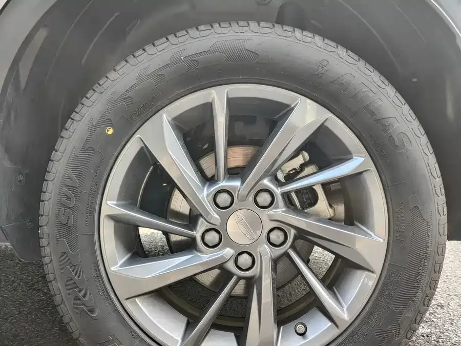 Geely Coolray SX11 Geely Binyue 2025 Model Binyue L 1.5TD DCT Star Diamond 2025 — миниатюра 3