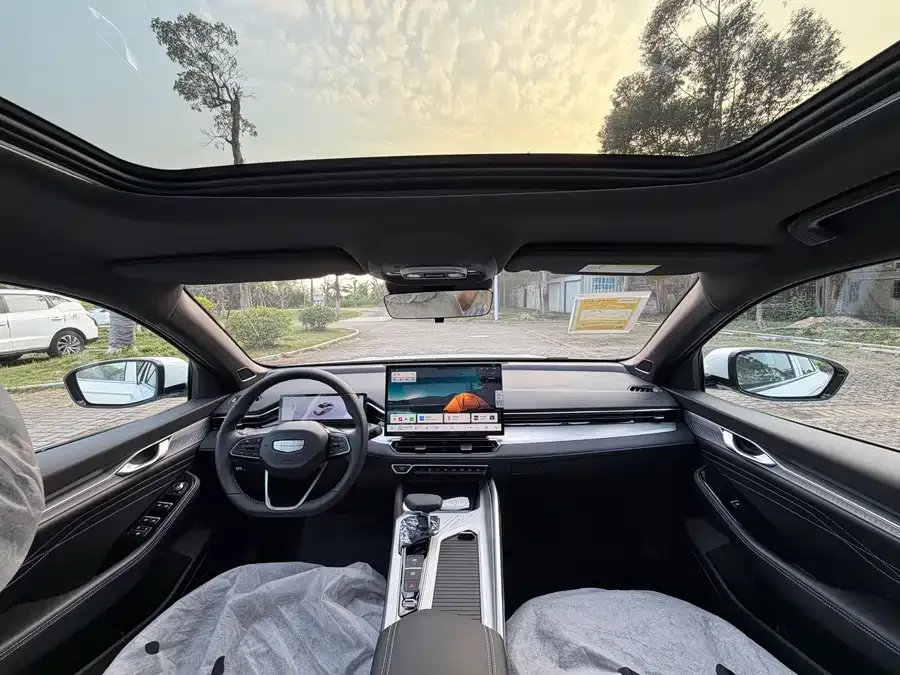 Geely Xingrui Xingrui 2025 Dongfangyao 1.5TD Kunlun Edition 2026 — миниатюра 2