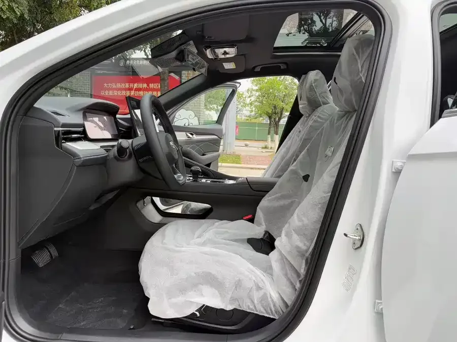 Geely Xingrui Xingrui 2026 Dongfang Yao 1.5TD Kunlun Edition 2026 — миниатюра 3