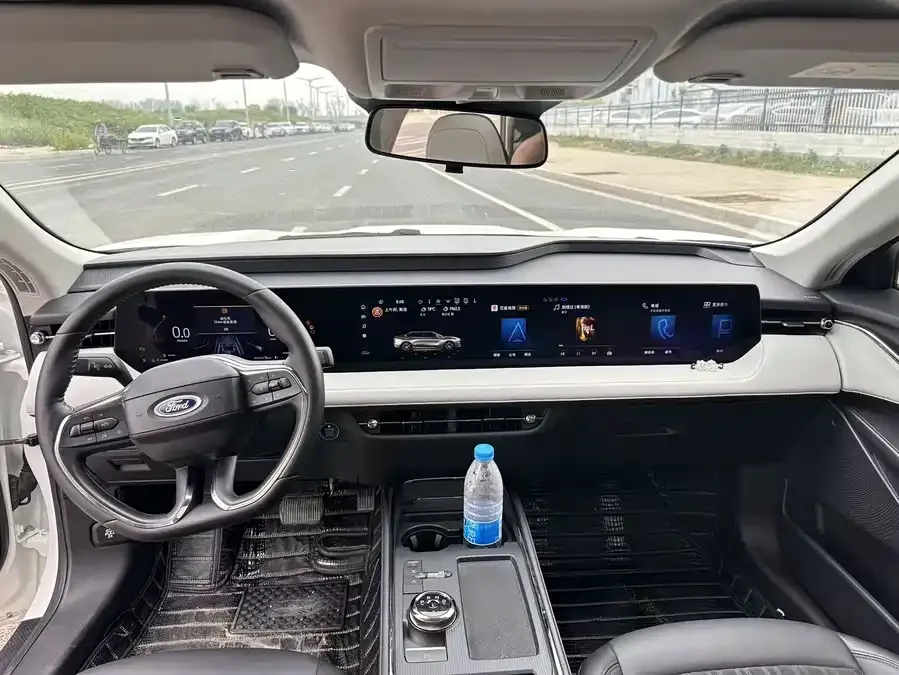 Ford Mondeo Mondeo 2022 EcoBoost 245 luxury model 2022 — миниатюра 2