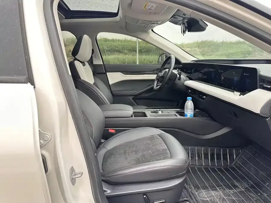 Ford Mondeo Mondeo 2022 EcoBoost 245 luxury model 2022 — миниатюра 3