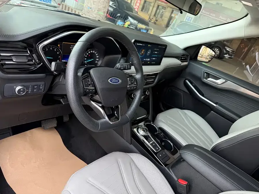 Ford Edge 2020 EcoBoost 245 2WD Premium Edition 2022 — миниатюра 2