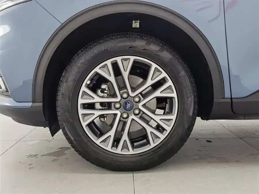 Ford Edge 2020 EcoBoost 245 2WD Premium Edition 2022 — миниатюра 5