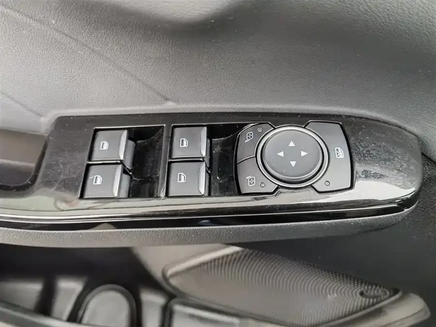 Ford Edge 2020 EcoBoost 245 2WD Premium Edition 2023 — миниатюра 3