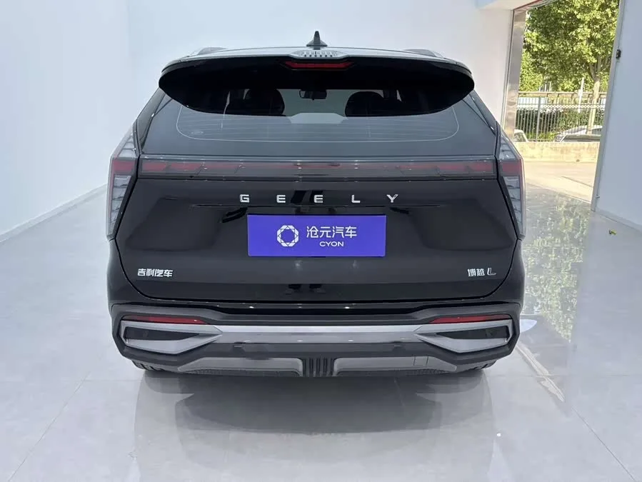 Geely Atlas L Boyue L 2023 1.5TD DCT Premium Edition 2023 — миниатюра 2