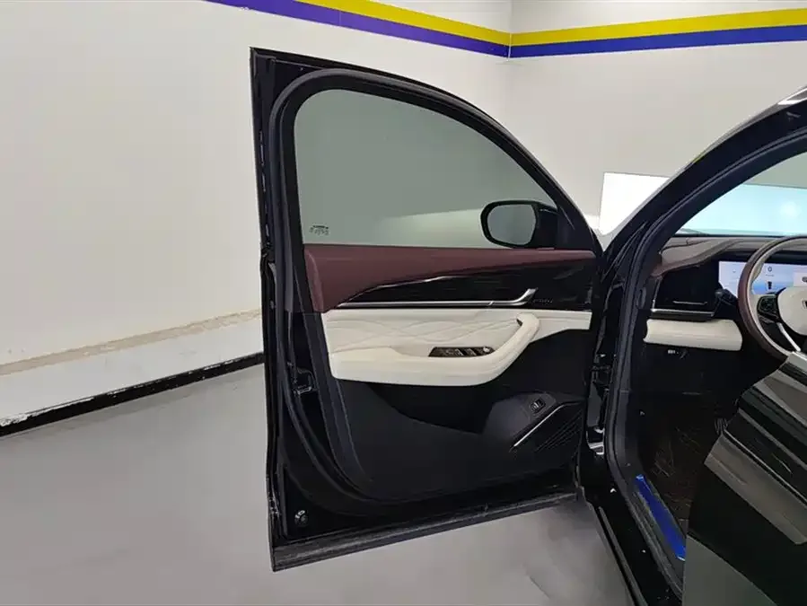 Geely Monjaro Xingyue L 2024 2.0TD High Power Automatic 2WD Yunqi Edition 2025 — миниатюра 4