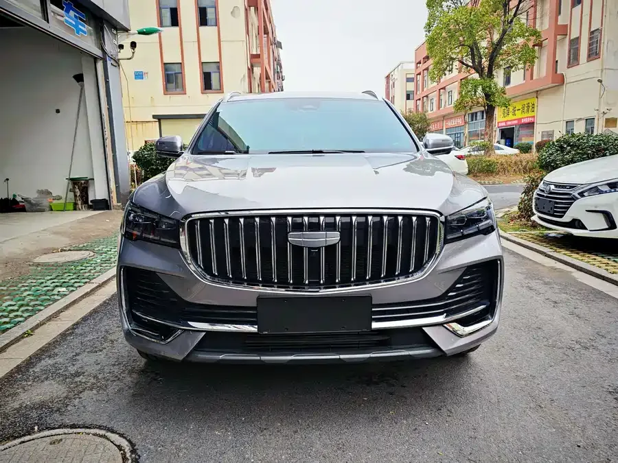 Geely Monjaro Xingyue L 2025 Dongfangyao 2.0TD Automatic Star-gazing Edition 2024 — миниатюра 3