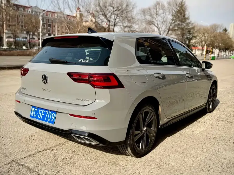 Volkswagen golf Golf 2021 280TSI DSG R-Line 2022 — миниатюра 2