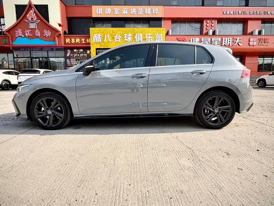 Volkswagen golf Golf 2021 280TSI DSG R-Line 2022 — миниатюра 4