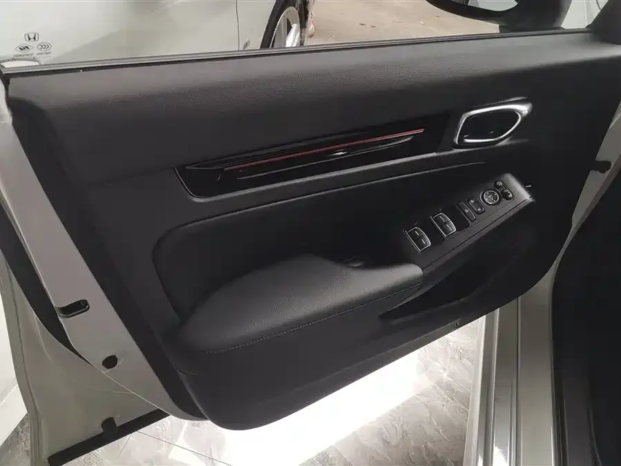 Honda Civic 2022 Civic 240TURBO CVT Ignition Edition 2023 — миниатюра 4