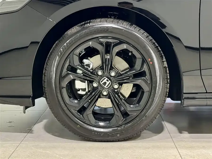 Honda Accord Accord 2025 Sports Series 260TURBO Luxury Edition 2026 — миниатюра 5