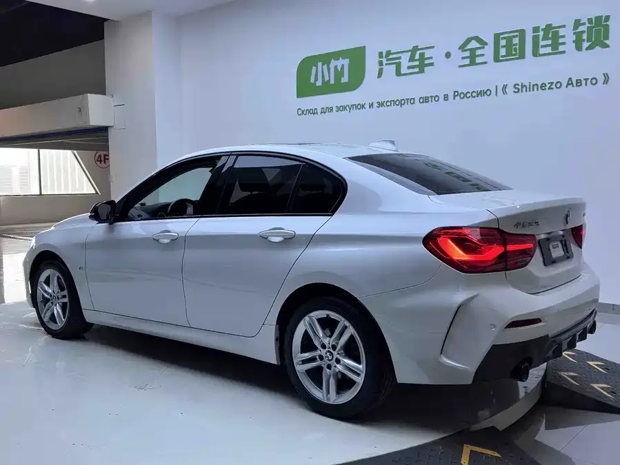 BMW 1 series BMW 1 Series 2022 120i M Sport Night Edition 2022 — миниатюра 2