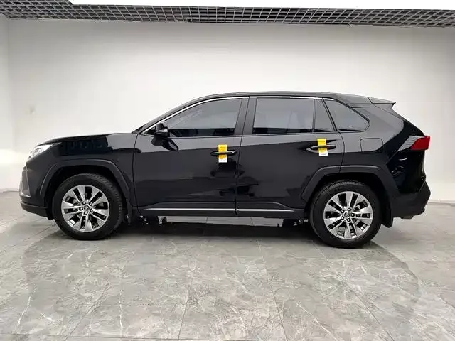Toyota Wildlander Wildlander 2023 2.0L CVT 2WD Leading Edition 2023 — миниатюра 4