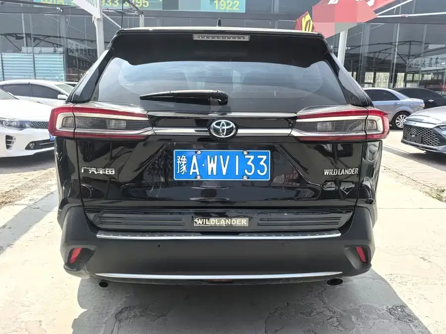 Toyota Wildlander Wildlander 2022 2.0L CVT 2WD Luxury PLUS Edition 2022 — миниатюра 4