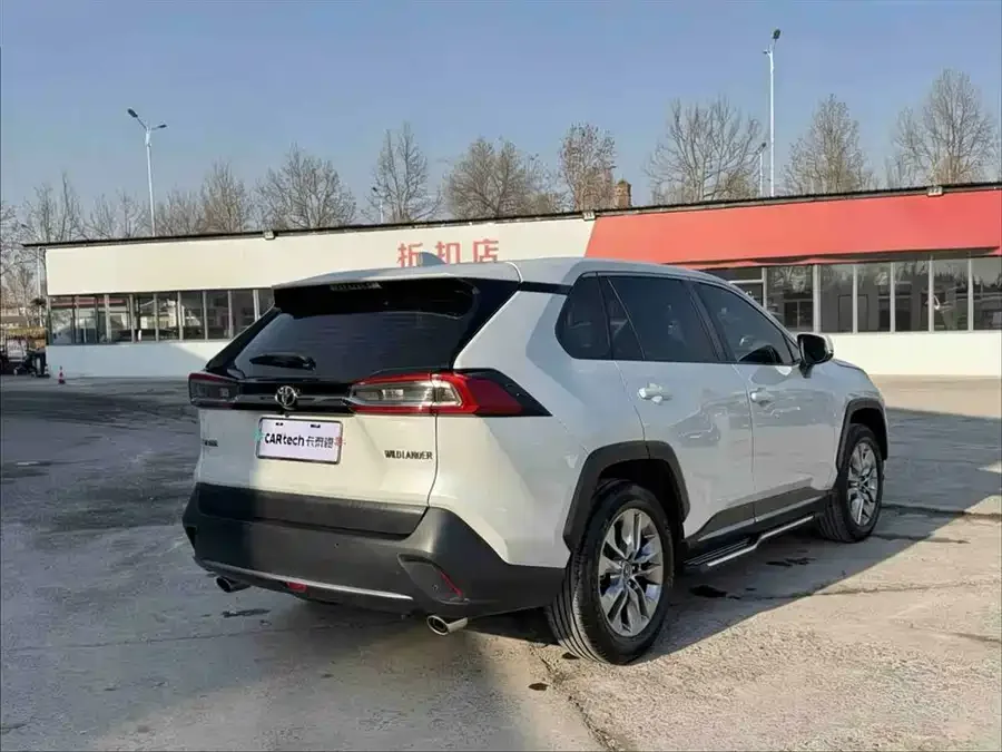Toyota Wildlander Wildlander 2022 2.0L CVT 2WD Luxury Edition 2022 — миниатюра 4