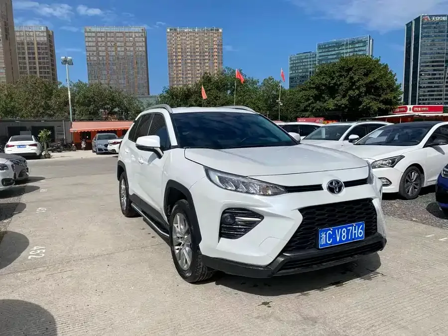 Toyota Wildlander Wildlander 2024 2.0L CVT 2WD Leading Edition 2024 — миниатюра 3